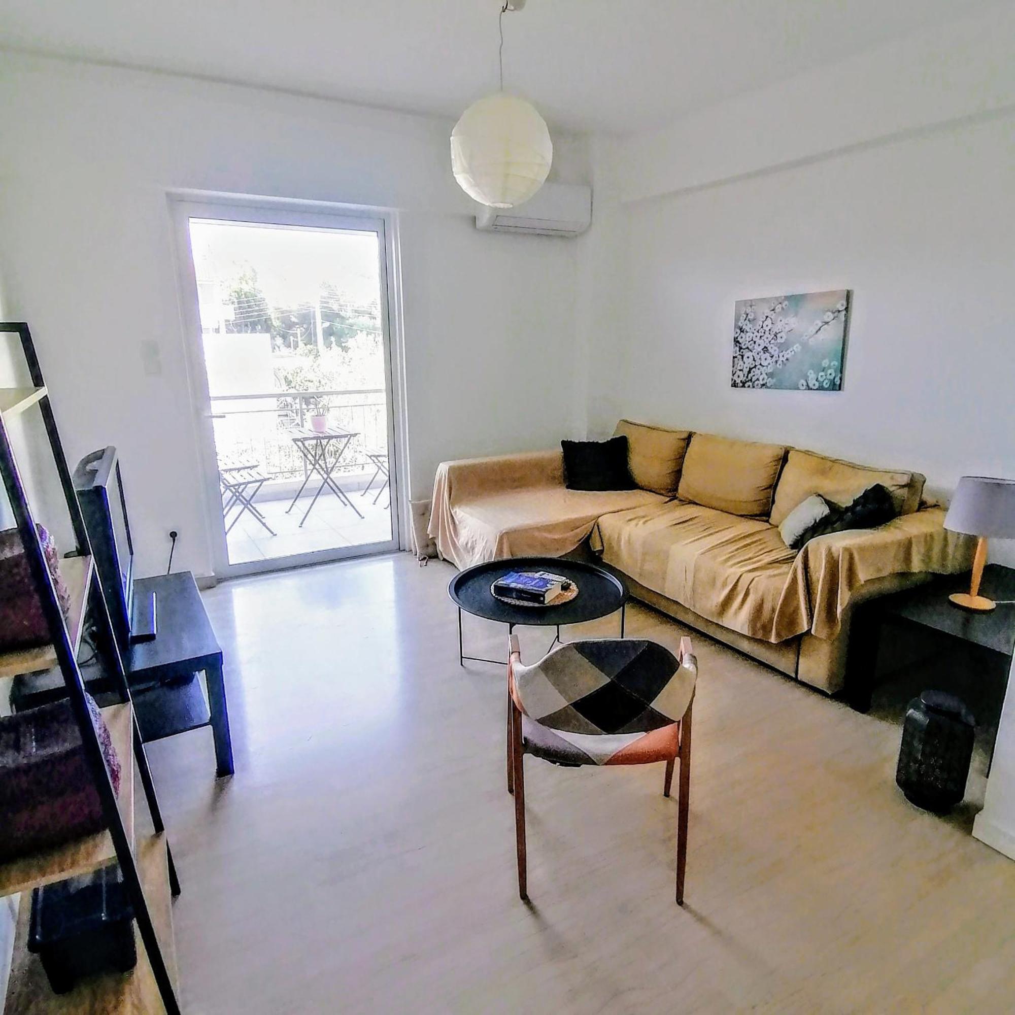 55sm Voula 4pax Apartment